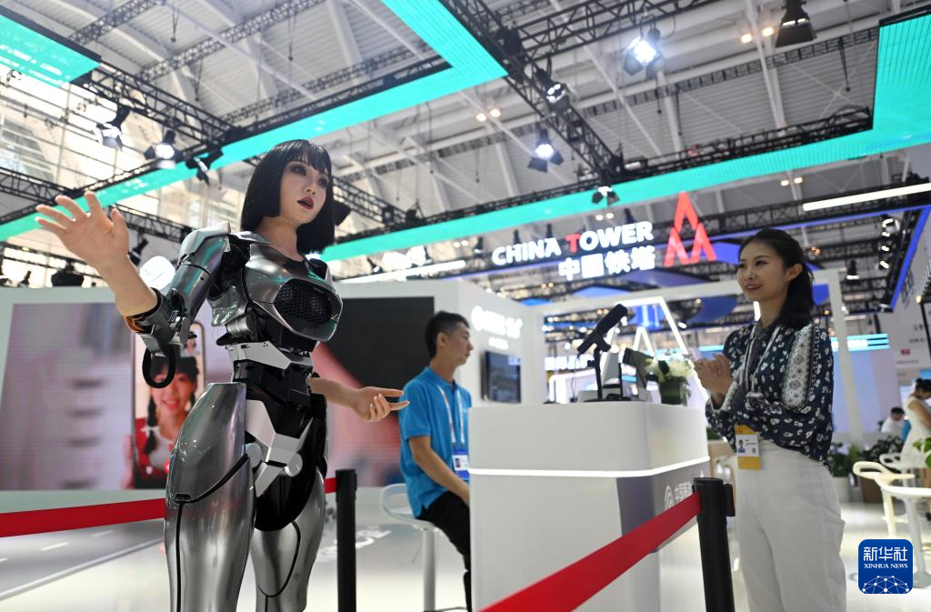 天博体育：2024世界智能产业博览会在天津开幕(图5)