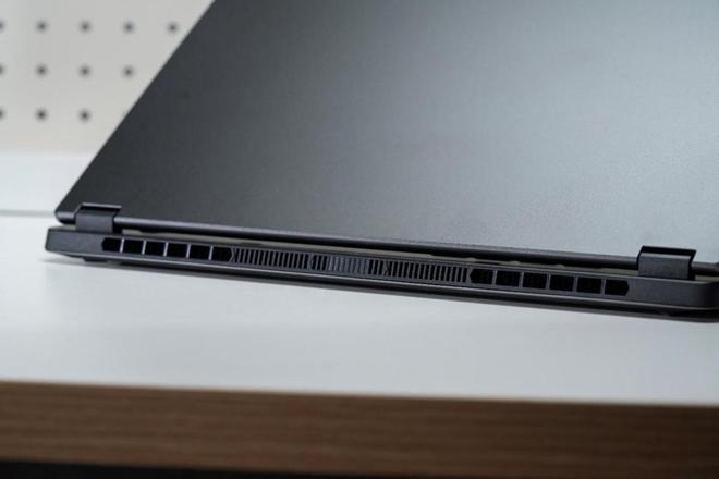 【新品开箱】华硕天选Air2024：14英寸算力天花板(图5)
