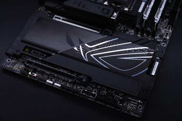 华硕Z890主板开售 尽释酷睿Ultra 200S处理器潜力(图3)