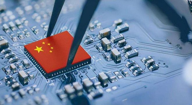 打破美国垄断！首款国产芯片100%全自研技术中国英伟达即将崛起(图3)