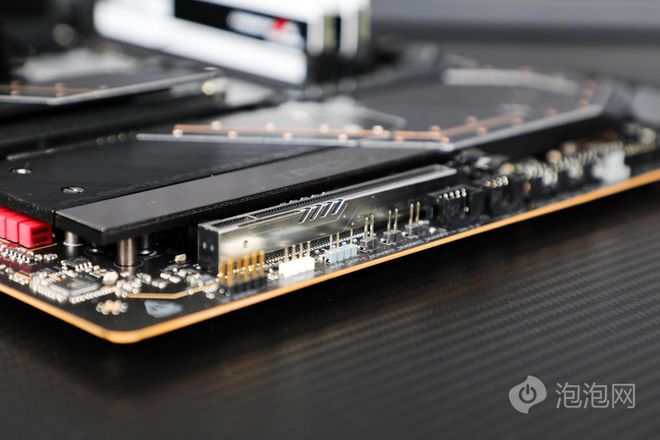 游戏处理器新王驾到！惊人的游戏帧数领先AMD 锐龙7 9800X3D性能测试(图6)