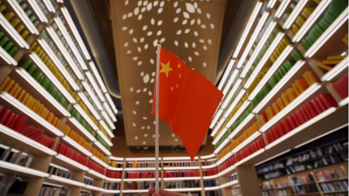100%国产化！中国芯又迎新突破龙芯中科发布纯国产CPU芯片(图3)