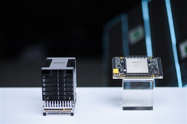 国产厂商航顺芯片叫板TI1mm²封装HK32F005才是全球最小MCU