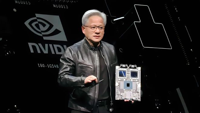 国产大模型DeepSeek R2飙升全靠华为芯片(图3)