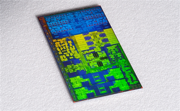 近15亿像素！Intel Lunar Lake处理器超高清内核照(图2)