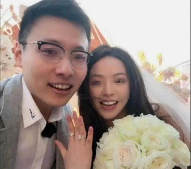 7年连亏超82亿“娱乐教父”套现太多被警告极限自救卖画卖房(图12)