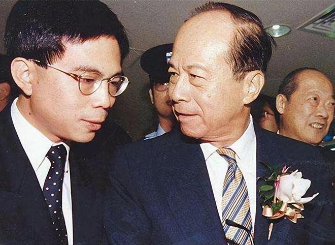 97岁李嘉诚近况：如今他最担心的不是自己的结局而是2个儿子(图7)
