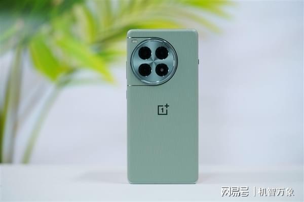 手机竞技场上的那颗最亮的星骁龙8 Elite的闪光点在哪里？(图3)