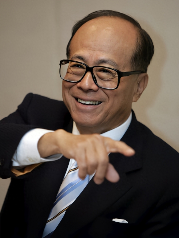 李嘉诚突然叫停关键港口一个不卖中国监管出手美国算盘落空(图1)