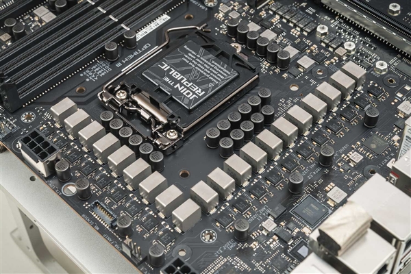 AMD新处理器即将登场AI时代下你的工作方式会被颠覆吗？