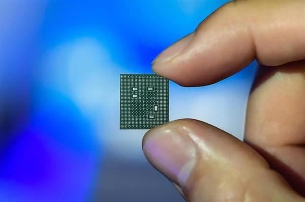Intel纯P核CPU发布在即！入门级酷睿5 120F曝光：6个P核、最大45GHz