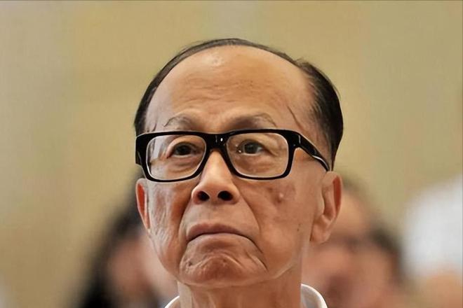 李嘉诚再度暴雷！香港廉政公署出手长实集团被调查10人被抓后(图3)