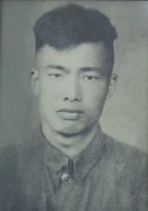 美军王牌160年无败绩叫嚣一晚打下云山彭老总：打的就是王牌(图16)