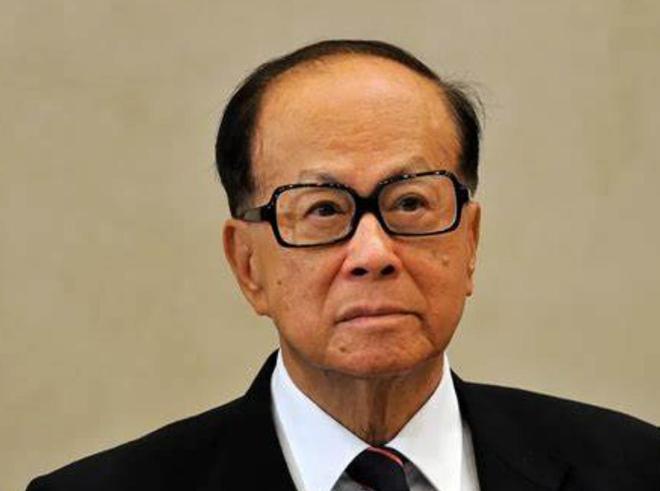 结局已定！美国狗急跳墙96岁的李嘉诚恐怕真要翻车了(图3)