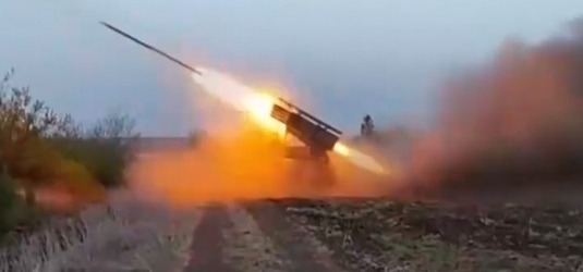 最新！巴基斯坦称摧毁印军一处重要指挥所！印巴互相发动无人机袭击！印度发表声明：无意升级事态(图1)