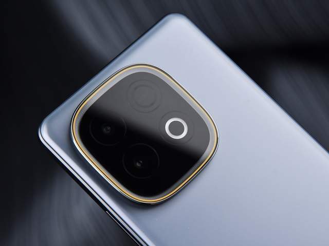 性能续航这次真的全拉满！iQOO Z10 Turbo+新机全面评测(图17)