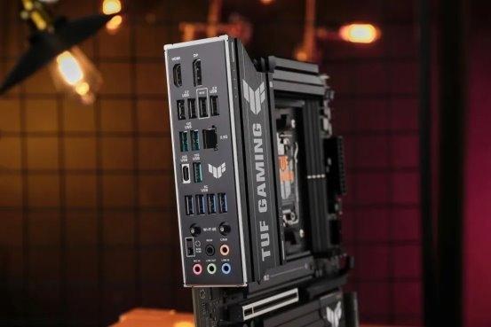 618攒机就选华硕B850主板 玩转《光与影：33号远征队(图15)