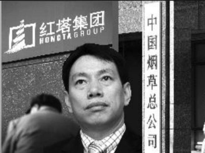 大洗牌！连续7年称霸福建的首富消失了儿子差点卷跑380亿(图8)