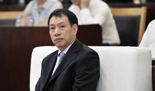 大洗牌！连续7年称霸福建的首富消失了儿子差点卷跑380亿(图14)