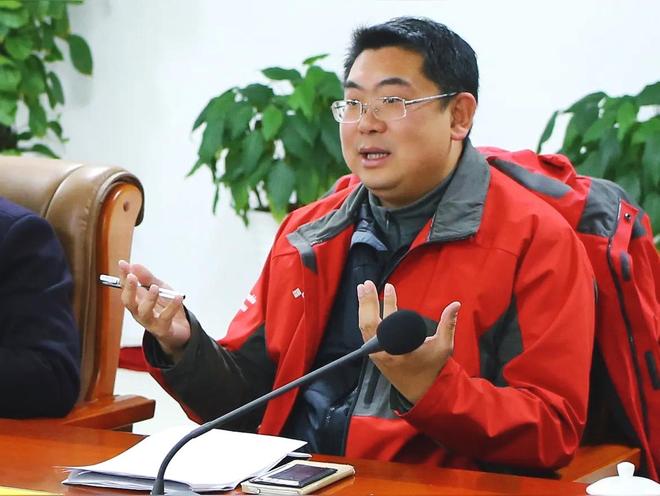 华东师大一副院长突然死亡年仅49岁最后照流出学校回应死因(图1)