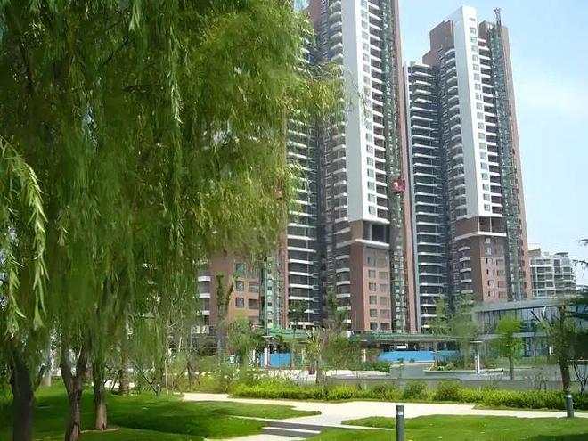 李嘉诚预言要成线%城镇家庭的房子或面临4大现实难题(图2)