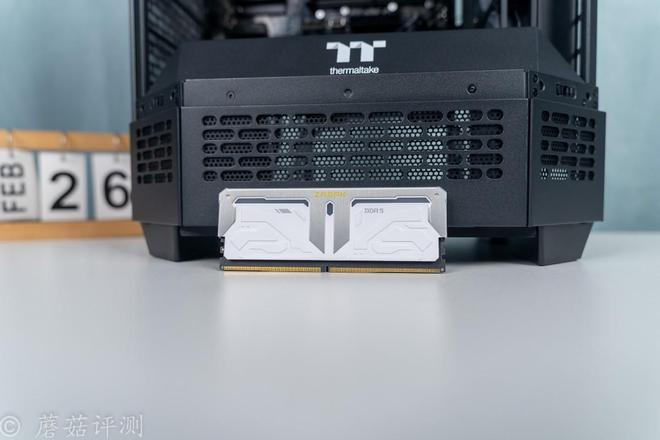 占地小内部空间大华擎B850M-X WIFI主板搭配Tower 300机箱(图11)