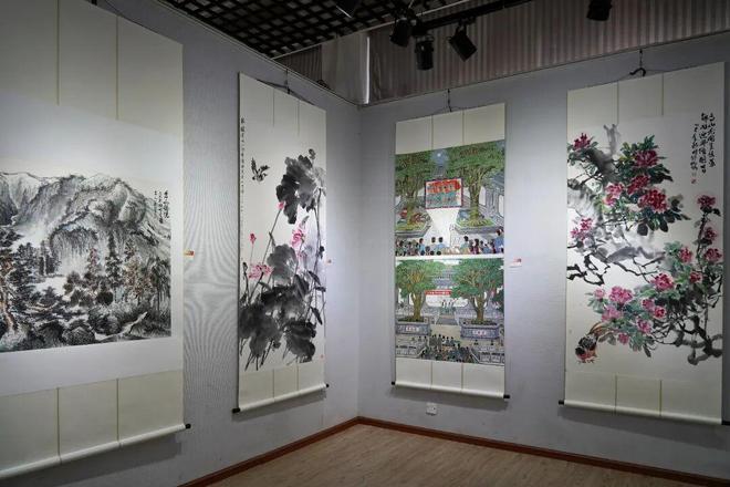 大理人走！去州图书馆看画展啦(图3)