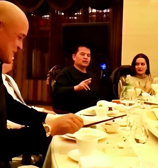 离开央视九年毕福剑现状曝光：正常退休有稳定副业衣食无忧(图3)