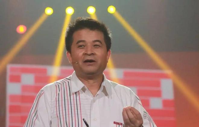 离开央视九年毕福剑现状曝光：正常退休有稳定副业衣食无忧(图22)