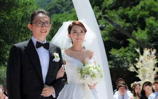 细扒这些豪门婚姻你会发现总裁剧爆红的原因。(图7)
