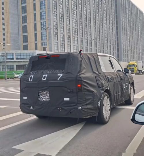 越来越大的SUV停车位快装不下了(图3)