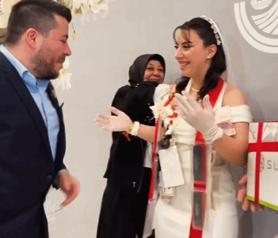 梦中情礼！玩家夫妇结婚喜获显卡、CPU和内存当贺礼(图2)