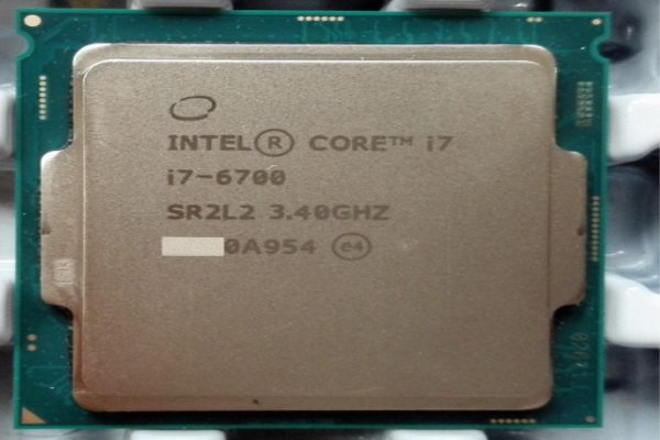 老黄：别叫我卖芯片的其实我是一个“超级包工头”