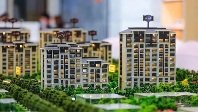 李嘉诚再预言：现在不买房三年后是“买不起”还是“大降价”？(图4)