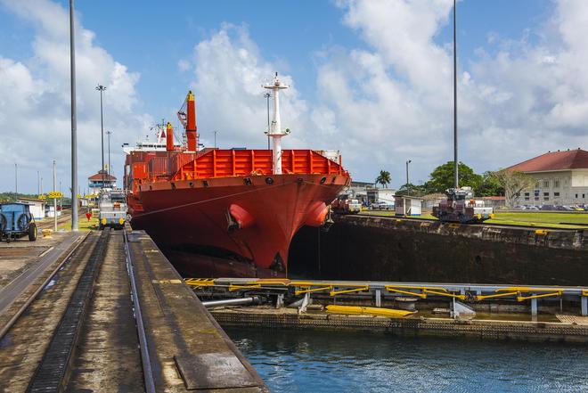 游戏结束李嘉诚套现960多亿转手增持石油中方港口管控升级(图2)