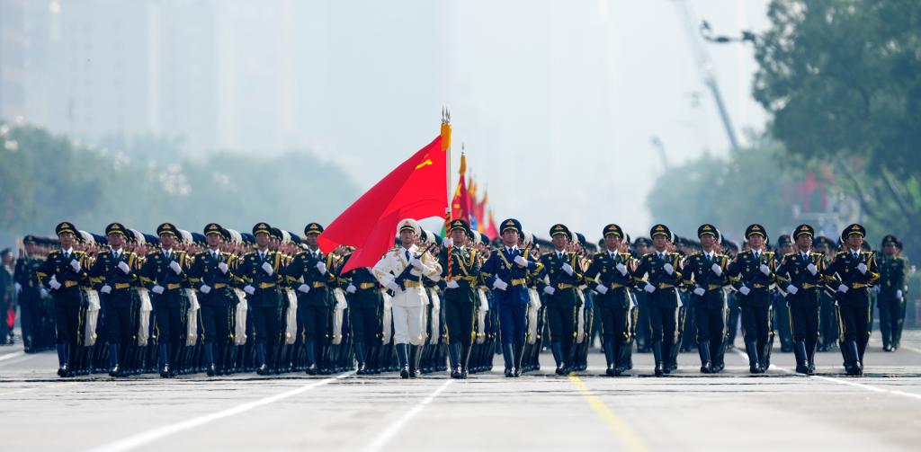 锻造更加坚强的英雄军队——习近平主席引领全军以自我革命精神深化政治整训(图2)