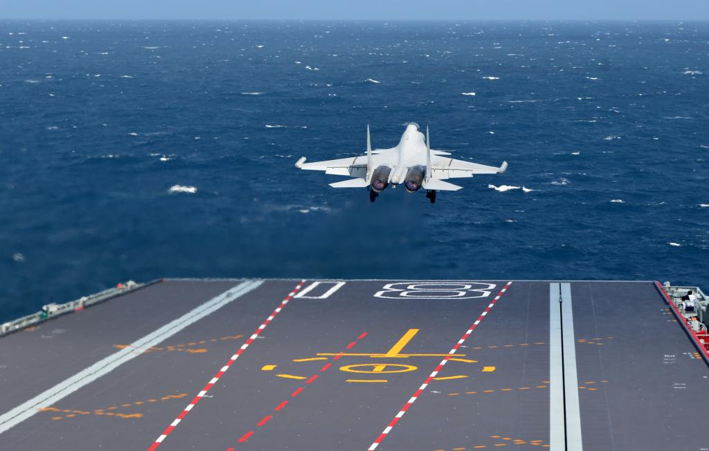 锻造更加坚强的英雄军队——习近平主席引领全军以自我革命精神深化政治整训(图15)