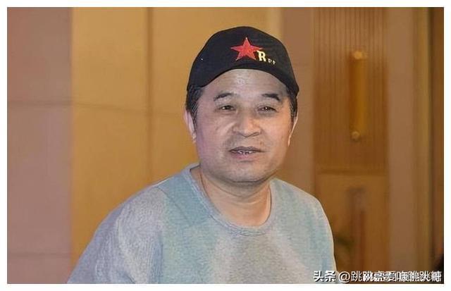 2015年毕福剑恶评伟人被封杀如今被曝从央视退休北京开工作室(图5)