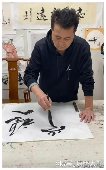 2015年毕福剑恶评伟人被封杀如今被曝从央视退休北京开工作室(图14)
